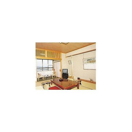 Ryokan Iriumi Sado Buitenkant foto